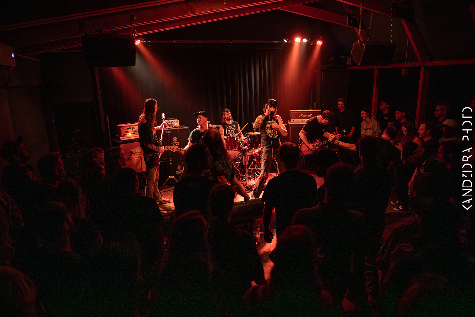 Howling Wolves Record Release Party 2026 - Neue Zukunft