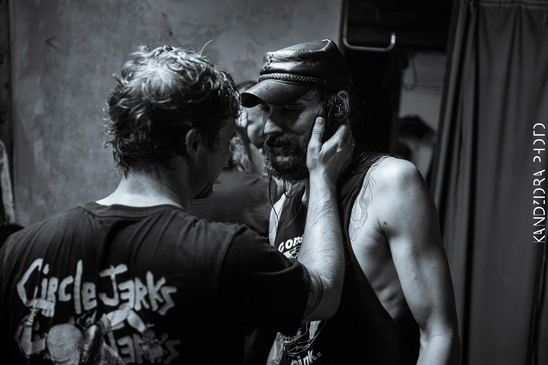 Howling Wolves Record Release Party 2026 - Neue Zukunft