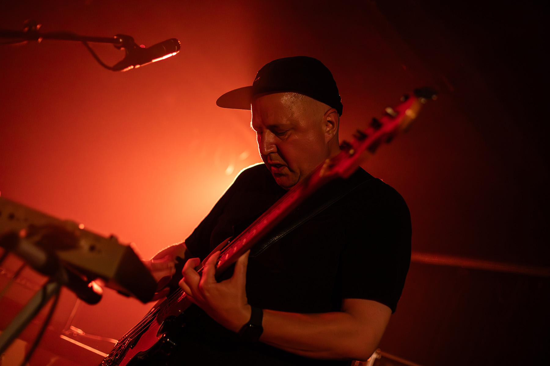 Wyatt E and The Antikaroshi at Neue Zukunft 2026