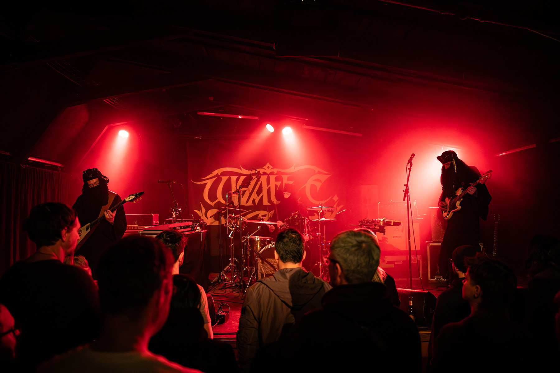 Wyatt E and The Antikaroshi at Neue Zukunft 2026